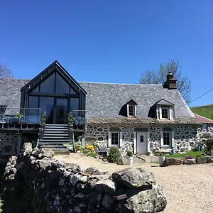 chez-mary-elise.hotels-rhonealpes.com/